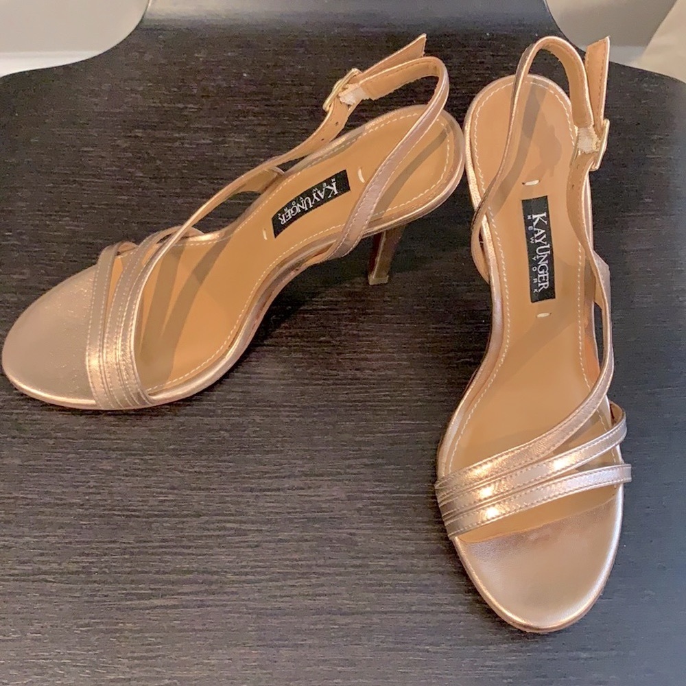 New in box Kay Unger Cancan leather slingback heels sandals Metallic Blush 6.5